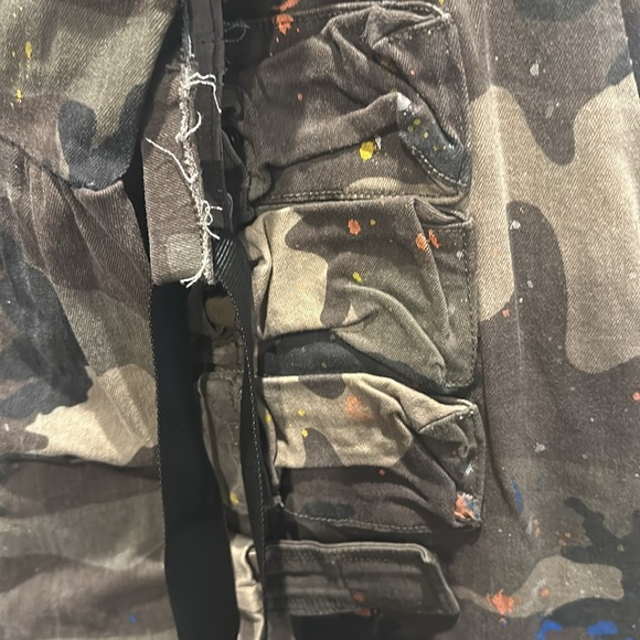 Unisex Custom Handmade Camo Stack Jeans - Size 28 in the waist. - Picture 4 of 6